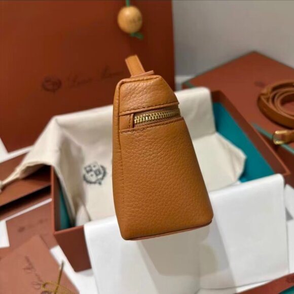 Loro Piana caramel brown minimalist handbag - Picture 3 of 3